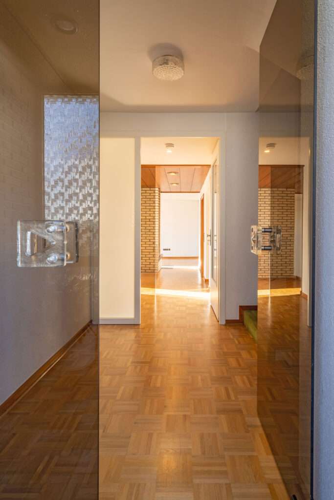 Schwitalla Immobilien Immobilienfoto Flur Immobilienmakler Makler Immobilienbewertung Immobilienverkauf Vermietung Immobilienentwicklung Lüdenscheid Schalksmühle Halver Meinerzhagen Kierspe Halver Märkischer Kreis